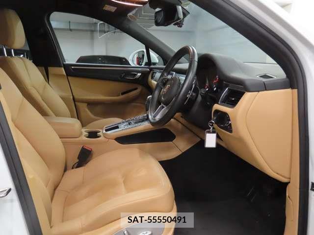 Porsche MACAN 2017-06 393281-14