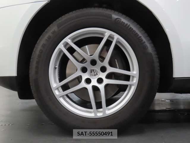 Porsche MACAN 2017-06 393281-13