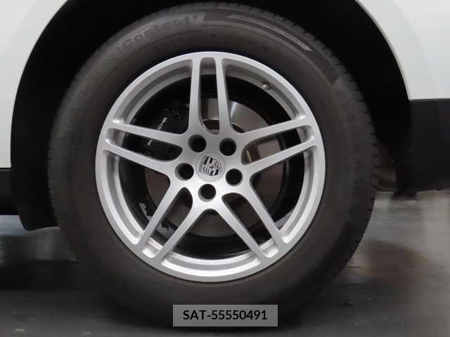 Porsche MACAN 2017-06 393281-12