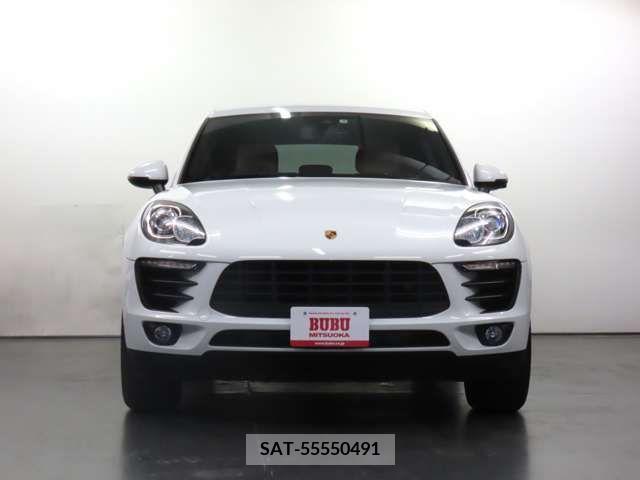 Porsche MACAN 2017-06 393281-1
