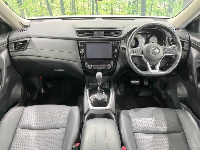 Nissan X-TRAIL 2018-08 188757-1