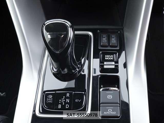 Mitsubishi ECLIPSE CROSS 2023-02 216492-17