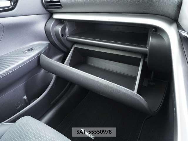 Mitsubishi ECLIPSE CROSS 2023-02 216492-12