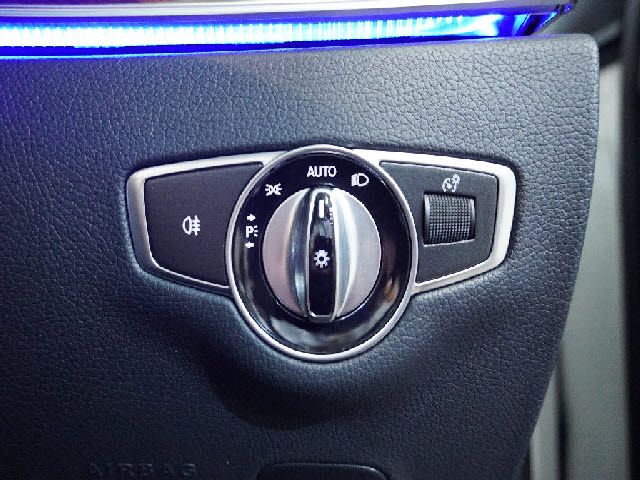 Mercedes Benz E-CLASS 2017-01 16621-15