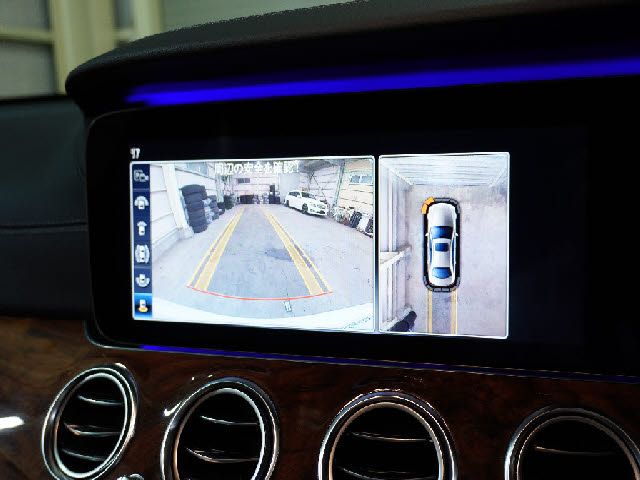 Mercedes Benz E-CLASS 2017-01 16621-13