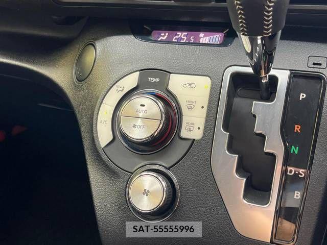 Toyota SIENTA 2018-10 368176-6