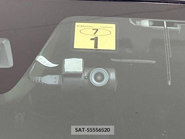 Toyota Pixis Mega 2018-01 338321-5