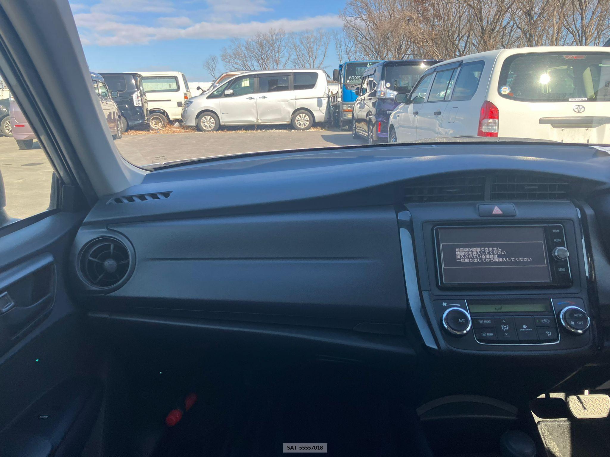 Toyota COROLLA AXIO 2017-01 257561-12