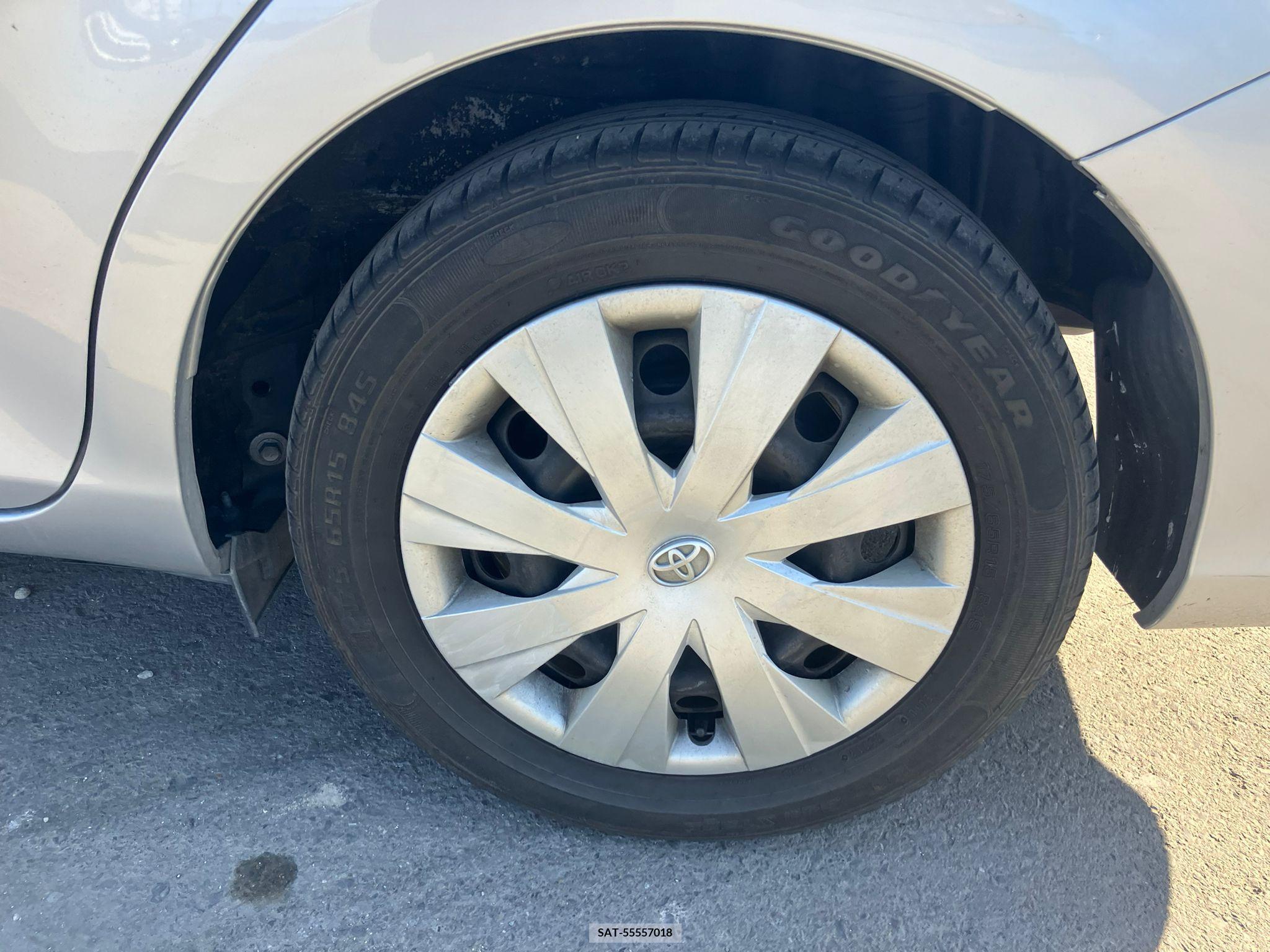 Toyota COROLLA AXIO 2017-01 257561-18