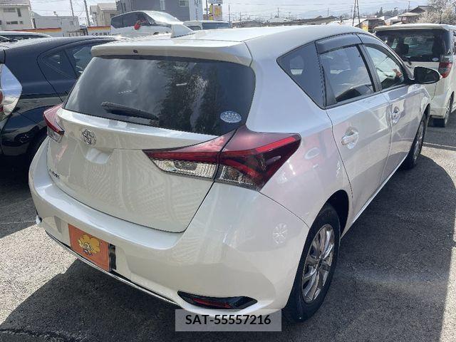 Toyota AURIS 2016-10 238977-2
