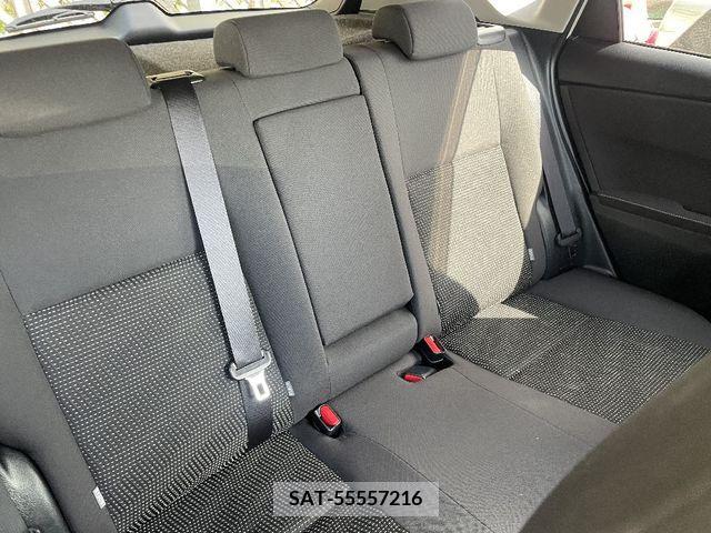 Toyota AURIS 2016-10 238977-6