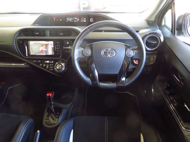 Toyota AQUA 2015-11 6246-8