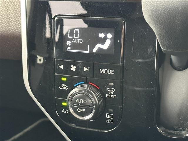 Toyota TANK 2019-04 189898-9