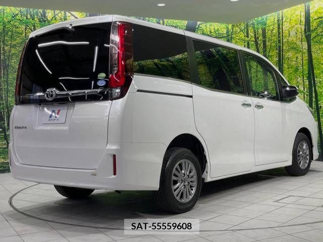 Toyota ESQUIRE 2016-12 380932-18