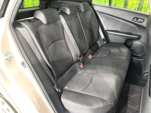 Toyota PRIUS 2016-04 20342-9