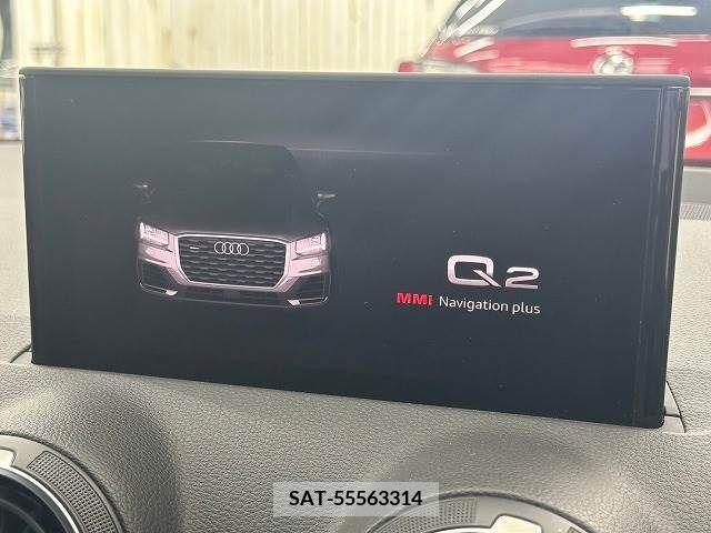 Audi Q2 2018-12 318031-2
