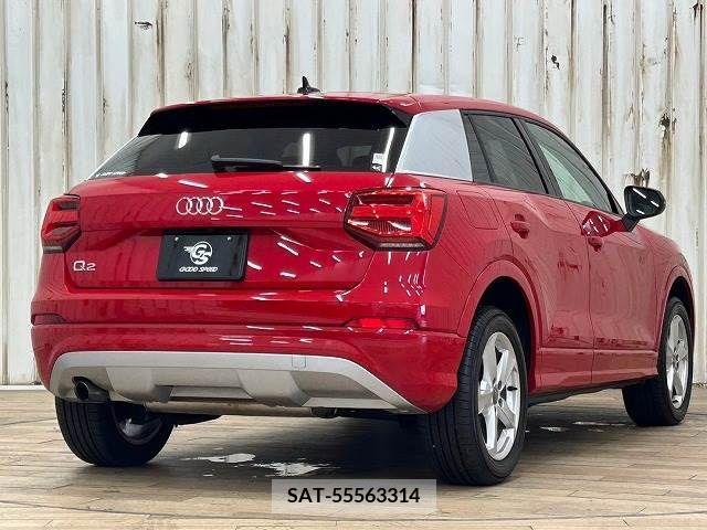 Audi Q2 2018-12 318031-16