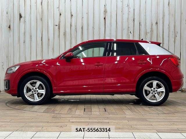 Audi Q2 2018-12 318031-14