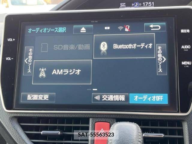 Toyota NOAH 2018-01 321575-2