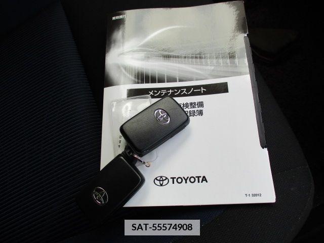 Toyota AQUA 2021-02 372658-14