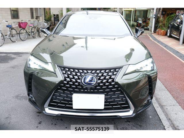 Lexus UX 2022-07 239825-3