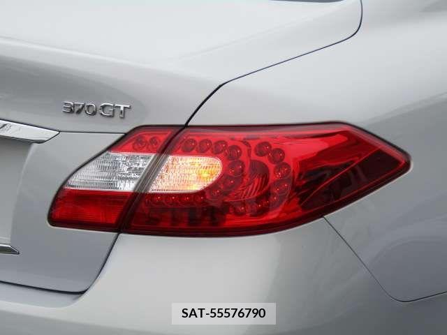 Nissan FUGA 2010-12 326654-9