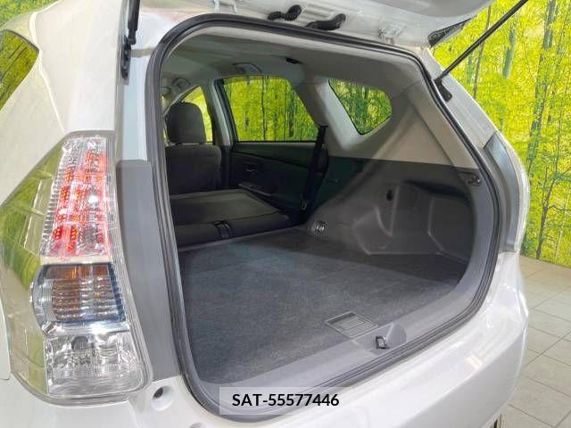 Toyota PRIUS ALPHA 2012-01 322205-10