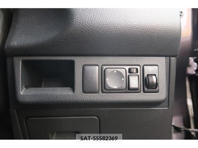 Nissan TIIDA 2009-03 287696-10