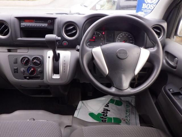 Isuzu COMO 2015-08 189182-8