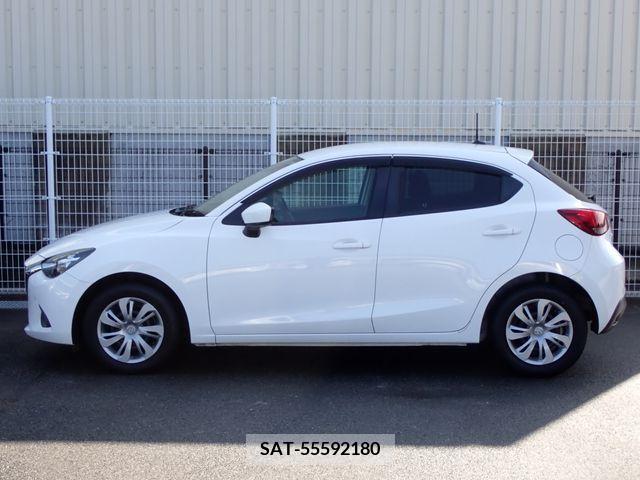 Mazda DEMIO 2017-01 209214-3