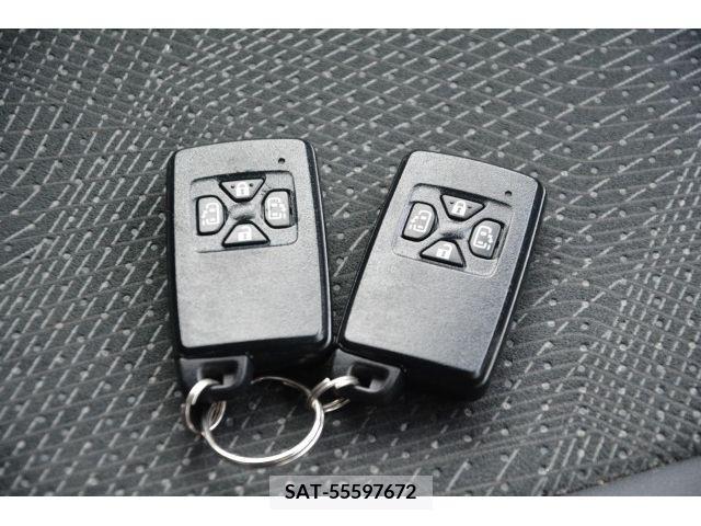 Toyota ESTIMA 2013-06 373983-29
