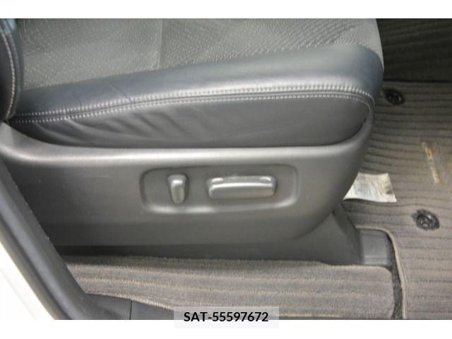 Toyota ESTIMA 2013-06 373983-26