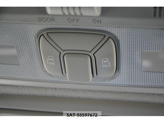Toyota ESTIMA 2013-06 373983-25