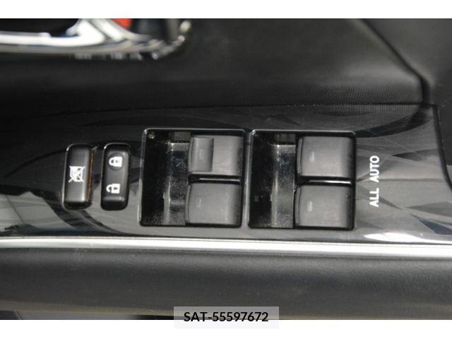 Toyota ESTIMA 2013-06 373983-24