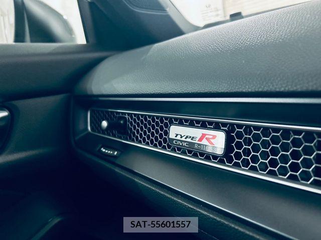 Honda CIVIC 2023-06 333368-5