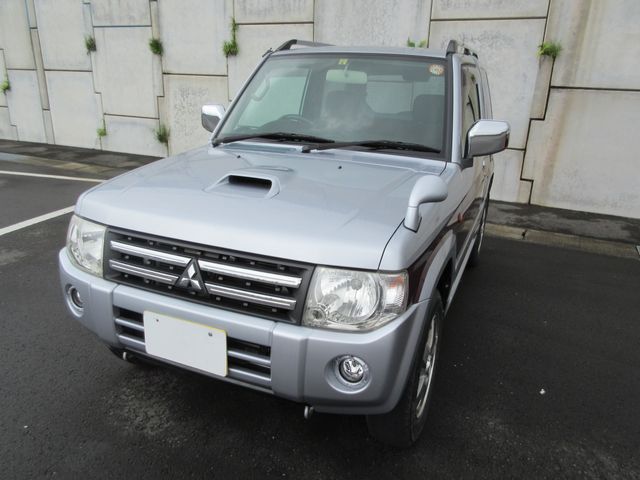 Mitsubishi PAJERO MINI 2010-08 2928-7