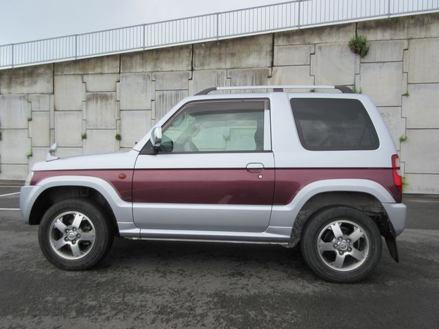 Mitsubishi PAJERO MINI 2010-08 2928-10