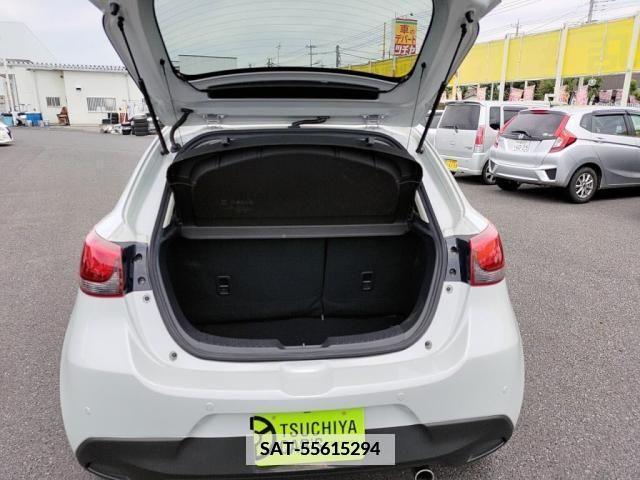 Mazda DEMIO 2018-06 386981-25