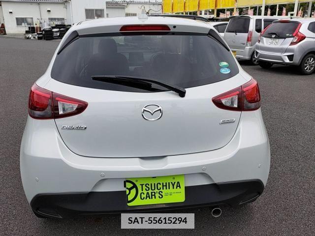 Mazda DEMIO 2018-06 386981-24