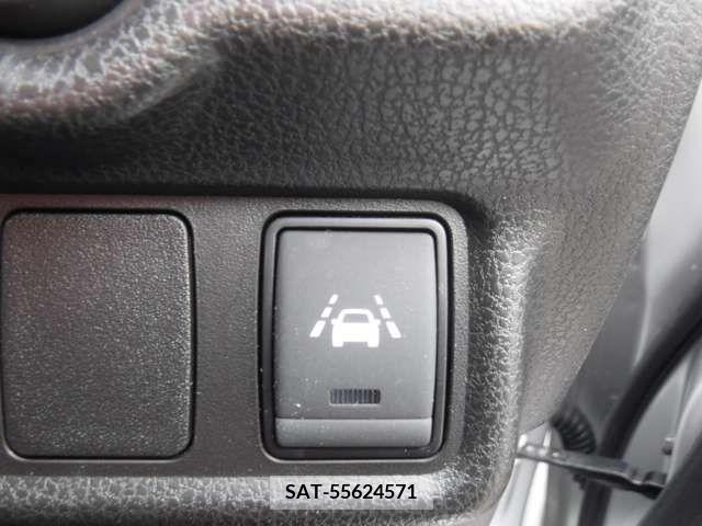 Nissan NOTE 2017-06 337981-10