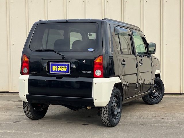 Daihatsu NAKED 2001-01 186881-1