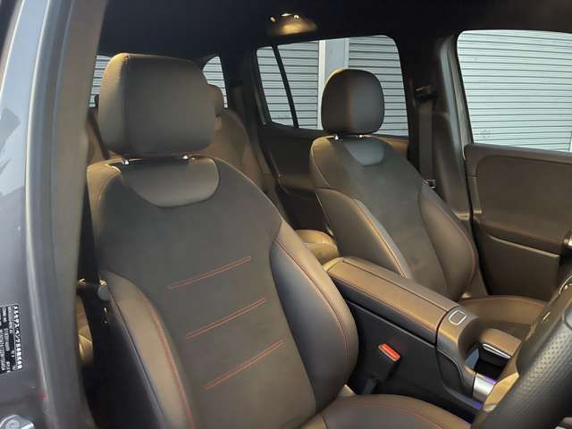 Mercedes Benz GLB-CLASS 2021-09 14925-14