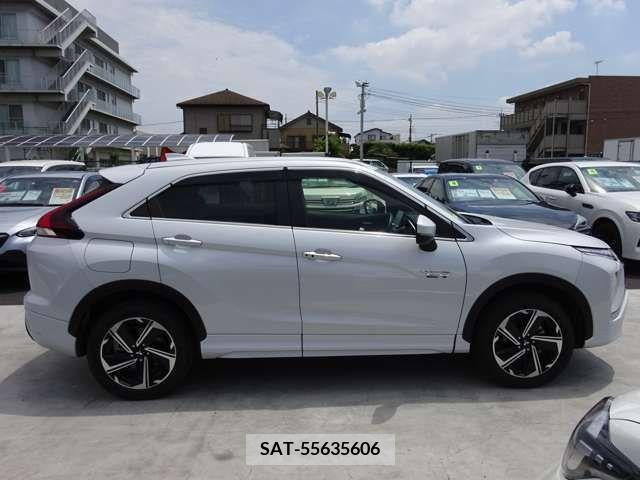 Mitsubishi ECLIPSE CROSS 2021-03 350981-11