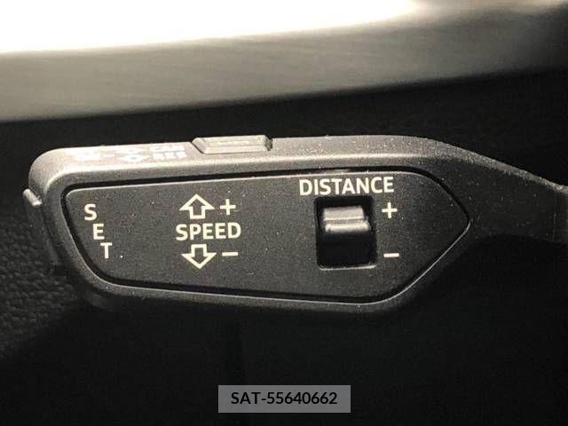 Audi Q2 2018-12 240647-4