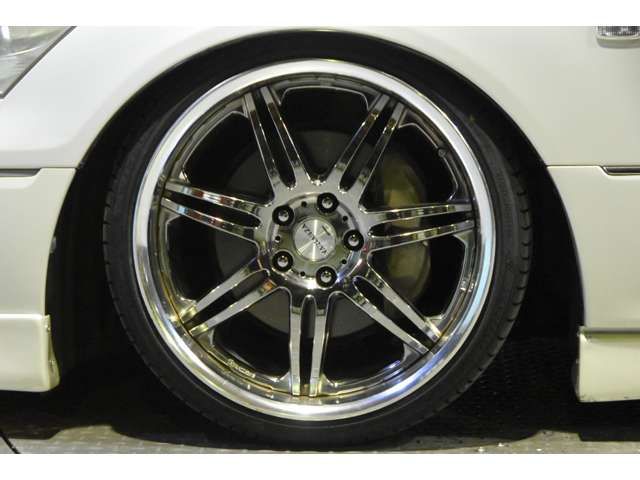 Toyota CELSIOR 2003-08 189507-5