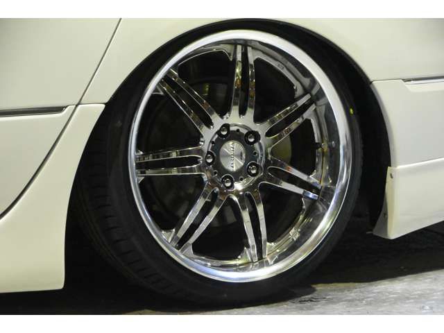 Toyota CELSIOR 2003-08 189507-6