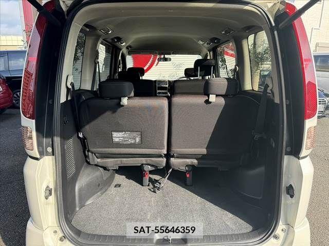Nissan SERENA 2007-07 345470-23