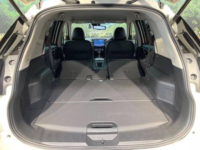 Nissan X-TRAIL 2018-04 24445-10