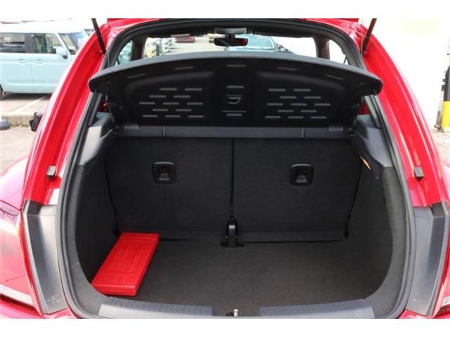 VolksWagen THE BEETLE 2018-01 6155-18