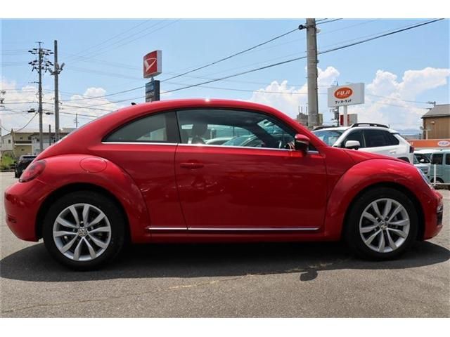 VolksWagen THE BEETLE 2018-01 6155-24